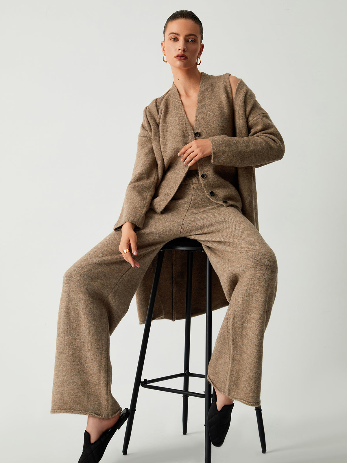 Leisure & Long Cardigan Three Piece Pants Set