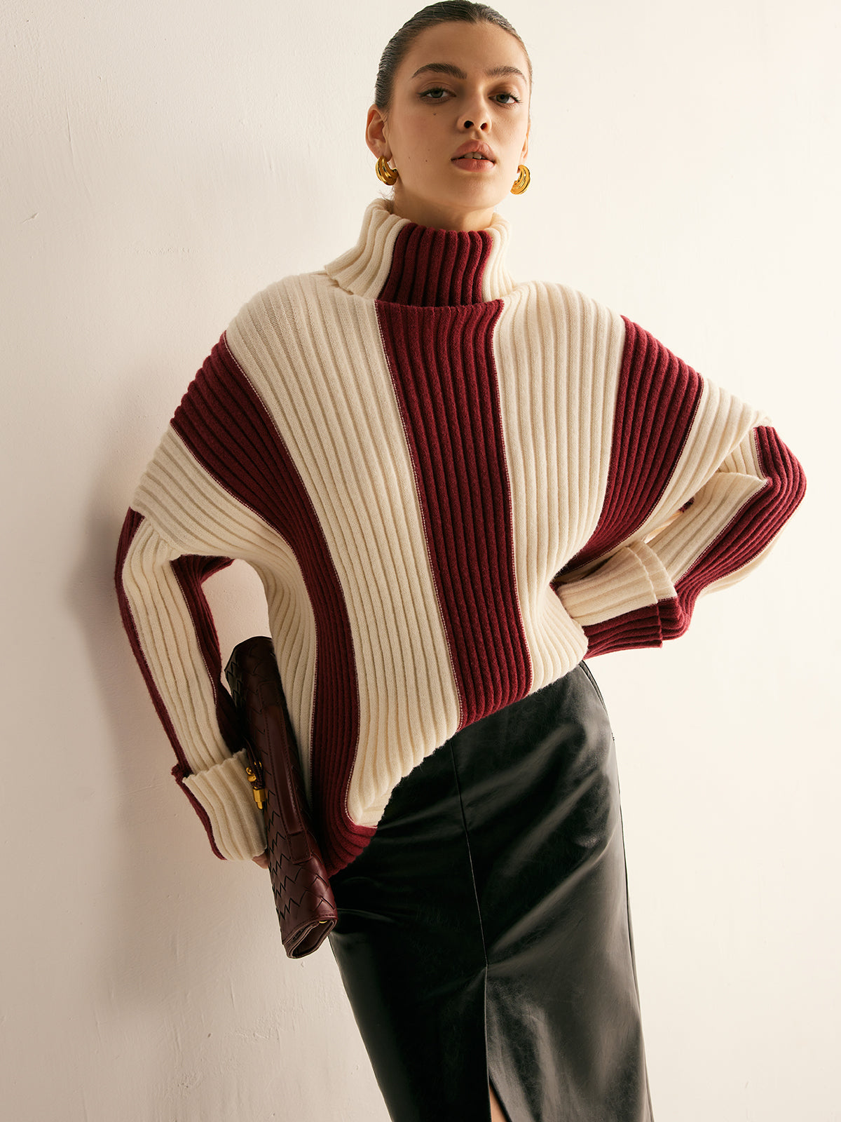 Ribbed Color Block Turtleneck Sweater